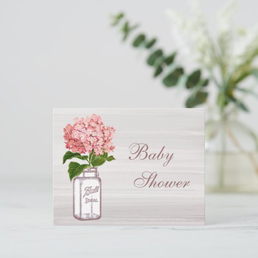 Weckglas-u. rosa Hydrangea-rustikale Babyparty Einladung (Stehend Vorderseite)