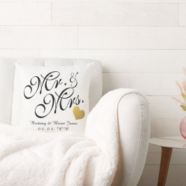 Wedding Black Script Gold Herzname Mr. und Mrs. Kissen