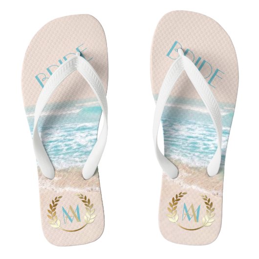 Wedding Bride FlipFlops | Modern Monogram Beach Badesandalen (Fußbett)