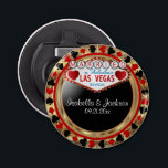 Wedding Couple Las Vegas Style - Red Flaschenöffner<br><div class="desc">Flaschenöffner. Ehepaar Las Vegas Stil in Rot und Gold. 📌 Wenn Sie weitere Anpassungen benötigen, klicken Sie bitte auf den Button "Weitere Anpassungen vornehmen" oder "Design anpassen oder bearbeiten" und verwenden Sie unser Designwerkzeug, um die Größe, den Rotation, die Textfarbe, den Text und so weiter zu verändern. ⭐ Dieses Produkt...</div>