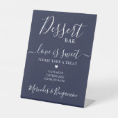 Wedding Dessert Bar Liebe ist Sweet Custom Navy Bl Sockelschild (Vorderseite)