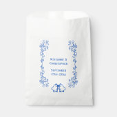 Wedding Favour Bag Blue Sapphire Bells Scrollwork Geschenktütchen (Vorderseite)