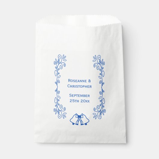 Wedding Favour Bag Blue Sapphire Bells Scrollwork Geschenktütchen (Vorderseite)