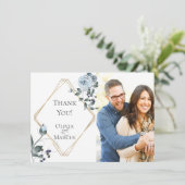 Wedding Foto Vielen Dank | Dusty Blue Floral Dankeskarte (Stehend Vorderseite)