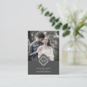 Wedding Initials Ornamental Lace Sophisticated Begleitkarte (Stehend Vorderseite)