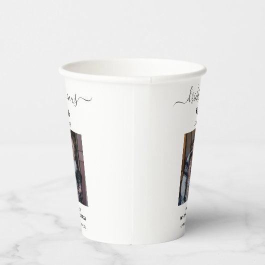 Wedding Modern Photo Couple Pet Dog Drinks on Us Pappbecher (Rechts)