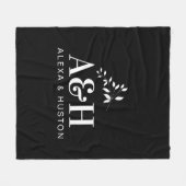 Wedding Monogram Bride and Groom Minimalist Modern Fleecedecke (Vorderseite (Horizontal))