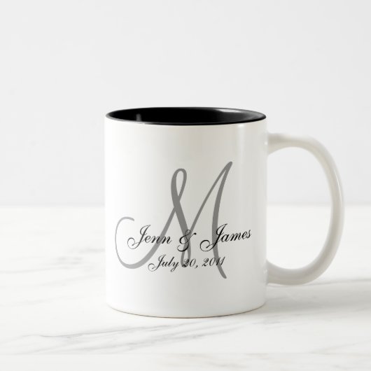 Wedding Monogram Bride Groom Date Coffee Mug Zweifarbige Tasse (Rechts)