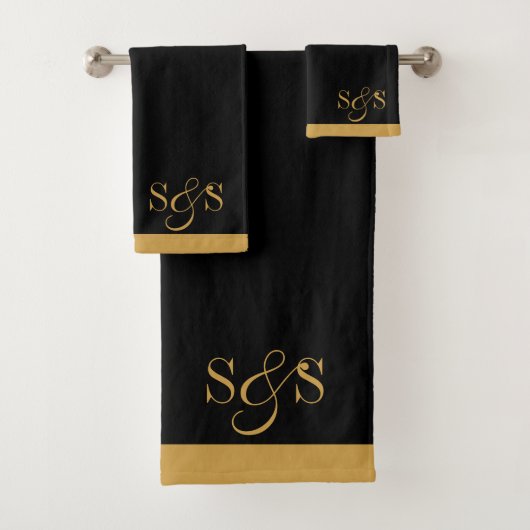 Wedding Monogram Gold Initials Serif Script Black Badhandtuch Set (Insitu)