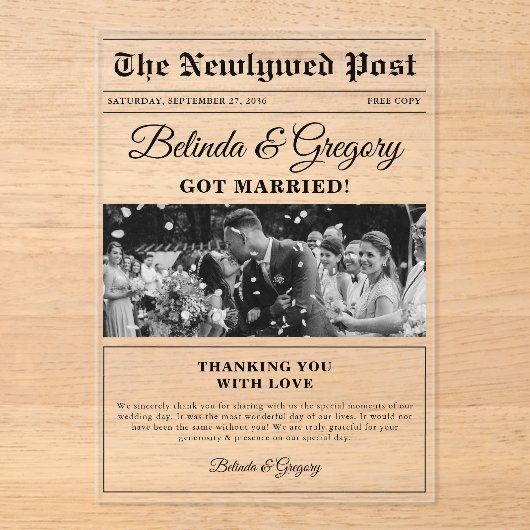 Wedding Newspaper Fun Schwarz-weißes Foto Vielen D Acryleinladungen (Vorderseite)