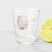 Wedding Photo whimsical Shot Glass Favor Schnapsglas (Rückseite)