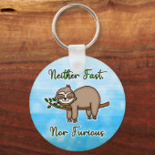 Weder schnell noch zorniger Lazy Sloth auf Baumzwe Schlüsselanhänger (Vorderseite)