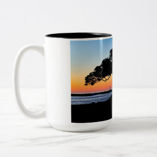 Wedge Trees, Newport Beach Zweifarbige Tasse
