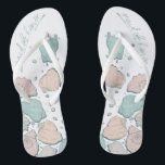 WEDING SHOES | Modern Seashells Coral aquamarin Badesandalen<br><div class="desc">Niedliche Korallen und aquamarine Muscheln. Handgeschriebene Kalligraphie, die Trauzeugin sagt - perfekt für die Trauzeugin, am Strand zu tragen, für die Hochzeitszeremonie ihrer Bestie. Design erstellt für TheBarefootBride™ durch © WhimsicalArtwork™. Das ist Teil einer Sammlung von Hochzeitsartikeln mit passendem Hochzeitszubehör, Babydusche und anderen Veranstaltungsartikeln. Kontaktieren Sie uns, wenn Sie Hilfe...</div>
