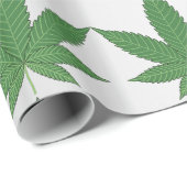 Weed Leaf on Silver Foiled Look Personalized Geschenkpapier (Rolleneckpunkt)