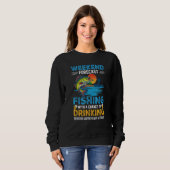 Weekend Forecast Fishing With A Chance Distressed Sweatshirt (Vorne ganz)