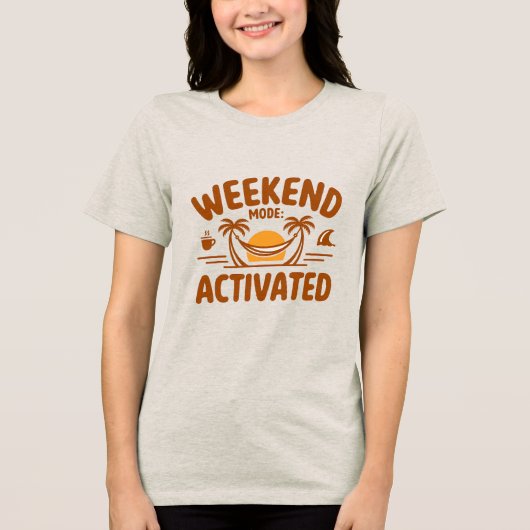 Weekend-Modus Aktiviert Hängematte Sonnenuntergang Tri-Blend Shirt (Vorderseite)