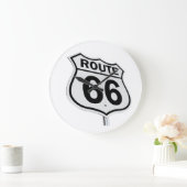 Weg 66 Uhr. Große Wanduhr (Zuhause)