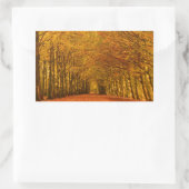 Weg durch den Wald im Fall rechteckigen Steig Rechteckiger Aufkleber (Tasche)