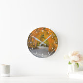 Weg durch die Herbstaspekte Runde Wanduhr (Zuhause)
