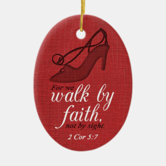 Weg durch Korinther-5:7 Bibel-Vers-Zitat des Keramikornament