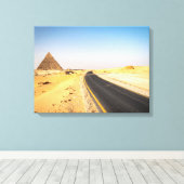 Weg zu den Pyramiden Leinwanddruck (Insitu (Holzboden))