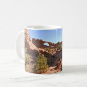 Weg zum Skyline Arch Kaffeetasse (Vorderseite Links)