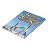 Wegweiser auf dem Gipfel von Kilimanjaro kenya Notizblock (Rotiert)