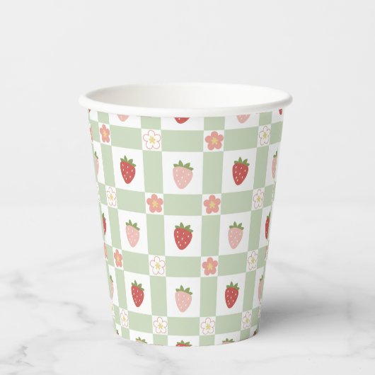 Wegwerf-Erdbeeren-Gingham Pastellgrün Pappbecher (Vorderseite)