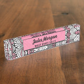 Weibliche Farben in Rosa, Weiß und Schwarz Namensplakette (Seite)