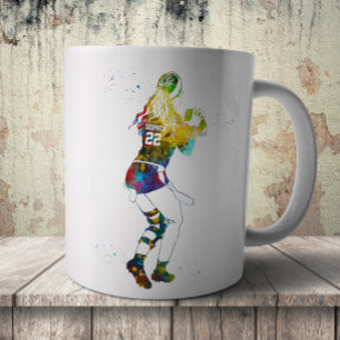 weibliche Flag-Football-Spielerin Kaffeetasse