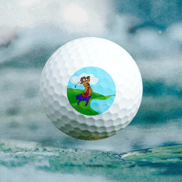 Weibliche Golfer, die über Wassergefahr fahren Golfball