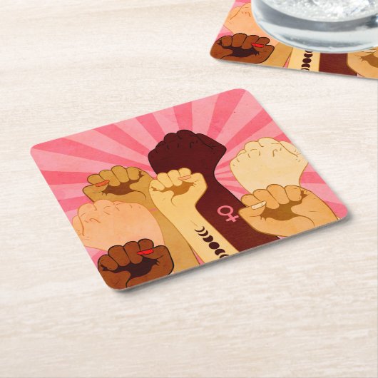 Weibliche Hände mit Faust aufgezogen Rechteckiger Pappuntersetzer (angewinkelt)