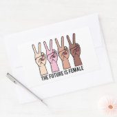 Weibliche Hände mit Friedenszeichen Rechteckiger Aufkleber (Umschlag)