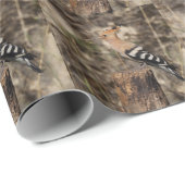 Weibliche Hoopoe auf Trunk Geschenkpapier (Rolleneckpunkt)