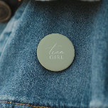 Weibliche Seite Grüne Geschlechteroffenbarung Team Button<br><div class="desc">Mit der Einführung unseres skurrilen, grünen Weissagers enthüllt Team Girl Button, perfekt für Ihre einfache moderne Boho Feier zu jeder Jahreszeit! Dieser Knopf hat ein boho-chic, geschlechtsneutrales Ambiente mit eleganter Kalligraphie und einem delikaten minimalistischen Design, das es ideal für Mädchen und Jungen macht. Außerdem ist es bearbeitbar, sodass Sie Ihre...</div>