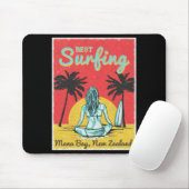 Weibliche Surferin Manu Bay Raglan Neuseeland Mousepad (Mit Mouse)
