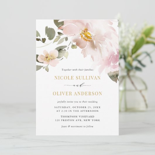 Weibliche Wasserfarben Blush Blume Hochzeit Einladung (Stehend Vorderseite)