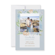 Weich blaue Wasserfarbe geätzte Blüte