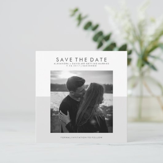 Weich-Grau-Weiß-Minimal Save the Date | Foto (Stehend Vorderseite)
