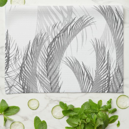 Weich graue Schwarz-weiße Federpalme Bliss 1 Geschirrtuch (Gefaltet)