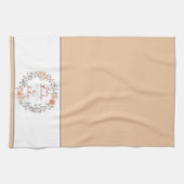 Weich orangefarbener Blumenkranz personalisiert Geschirrtuch (Horizontal)