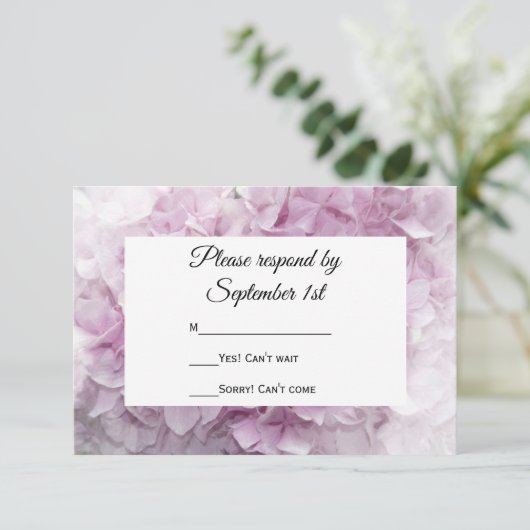 Weich rosa Hydrangea Wedding RSVP Response Card Karte (Stehend Vorderseite)