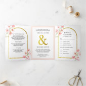 Weich rosa Kirschblossom Blumenarschenhochzeit Dreifach Gefaltete Einladung (Innenseite)