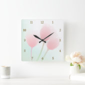 Weich rosa Pastell Tulips Hochzeit Quadratische Wanduhr (Zuhause)
