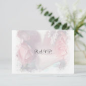 Weich rosa Roses Wedding RSVP (Stehend Vorderseite)