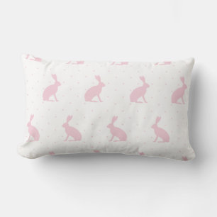 Weich rosa sitzende Bunnies mit Mini Dots Muster. Lendenkissen
