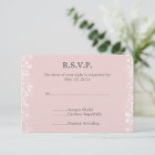 Weich rosa und weißes Bokeh Wedding RSVP Karte (Stehend Vorderseite)
