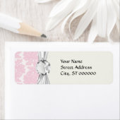 Weich-rosa-weiße geblüht Damastmuster (Insitu)