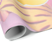 Weich rosafarbene Blume Gelbrosenwackelpapier Geschenkpapier (Rolleneckpunkt)